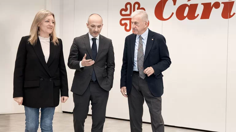 Inditex aportará 8,5 millones para los proyectos de Cáritas
