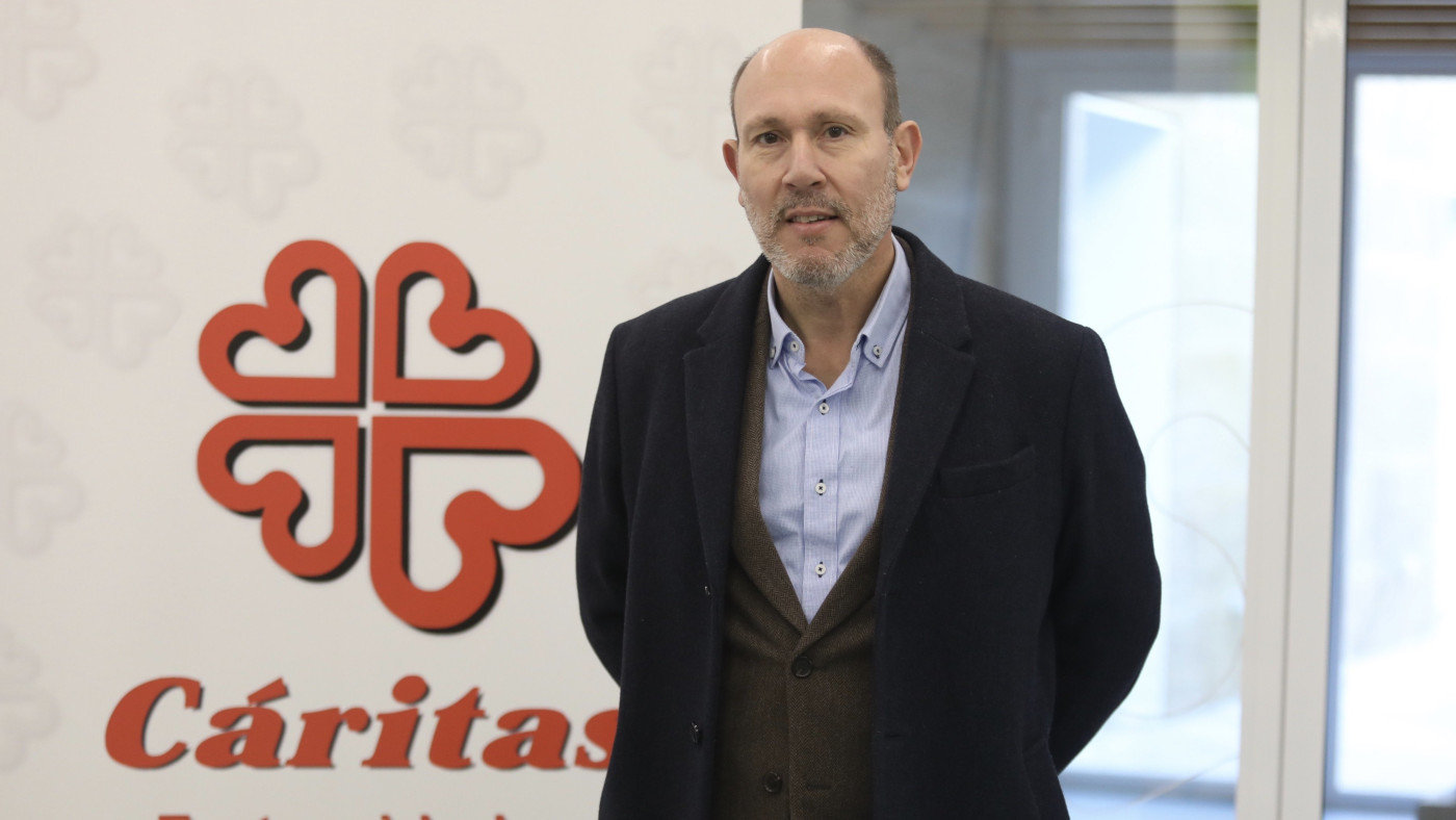 Entrevista a Juan Carlos Abeigón, director de Cáritas Interparroquial Pontevedra, en el Diario de Pontevedra